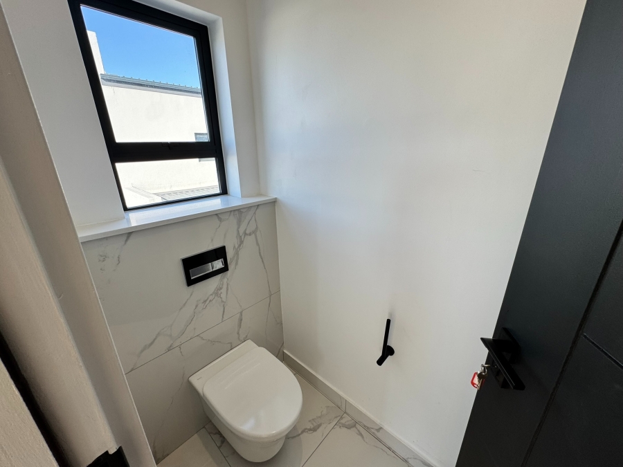 3 Bedroom Property for Sale in Sandown Western Cape